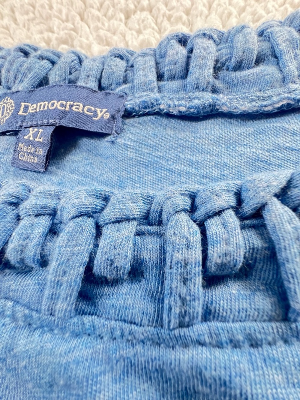 Democracy Light Blue Scoop Neck Short Sleeve Top with Braided Trim SZ XL - Picture 11 of 14